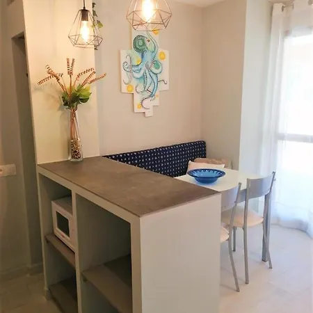 19 Eurosol A 200 Metros Carihuela