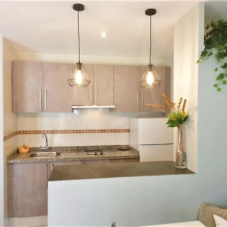 19 Eurosol A 200 Metros Carihuela *