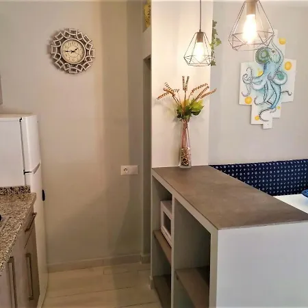 19 Eurosol A 200 Metros Carihuela *