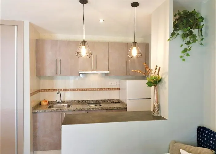 19 Eurosol A 200 Metros Carihuela *